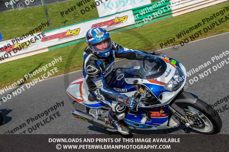 PJM Wedding Photography;enduro digital images;event digital images;eventdigitalimages;mallory park;mallory park photographs;mallory park trackday;mallory park trackday photographs;no limits trackdays;peter wileman photography;racing digital images;trackday digital images;trackday photos